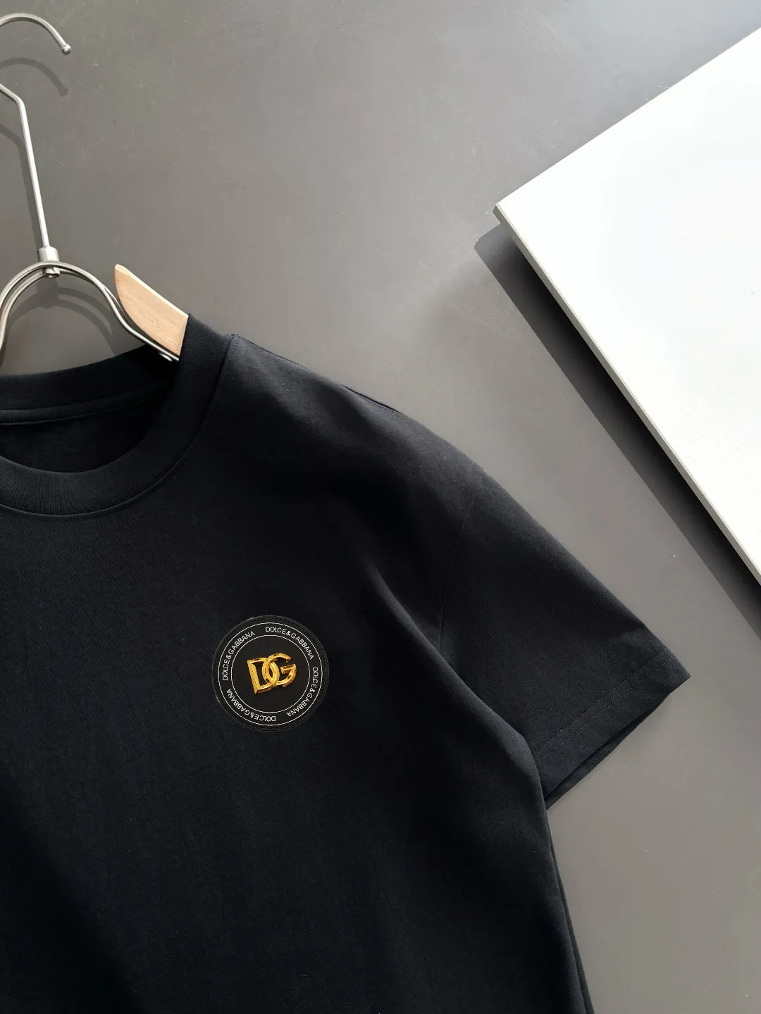，DG Same Style T ！ Logo ！ ！ Breathable ， 。Premium ， ！ Same Style！ ：Black White Size：S-xx L